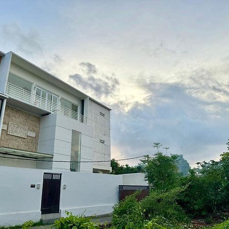 Villa Karen Uluwatu Exterior foto
